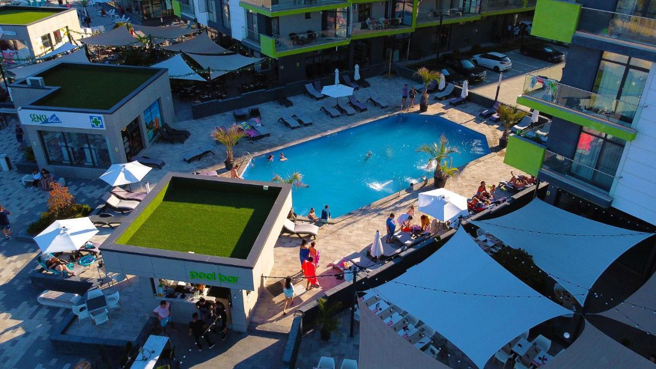 Rainbow Sea View Apartment Spa N Pool Resort - Parking Mamaia Exteriör bild