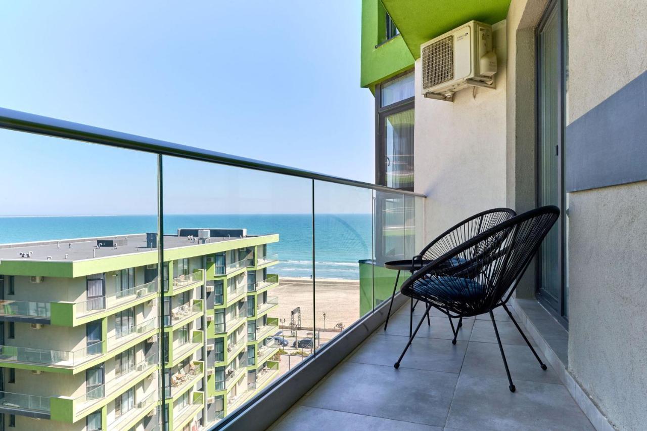 Rainbow Sea View Apartment Spa N Pool Resort - Parking Mamaia Exteriör bild