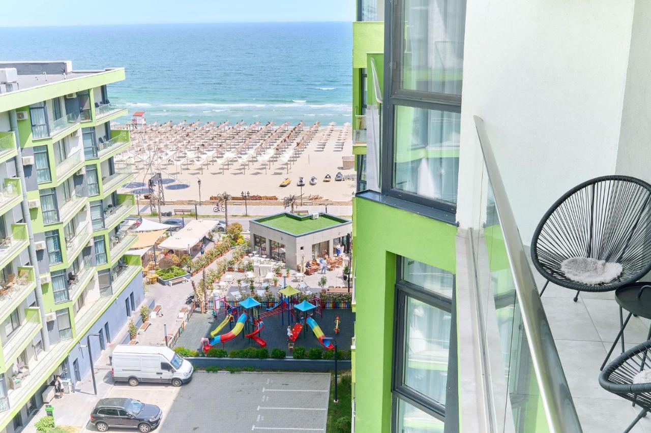 Rainbow Sea View Apartment Spa N Pool Resort - Parking Mamaia Exteriör bild