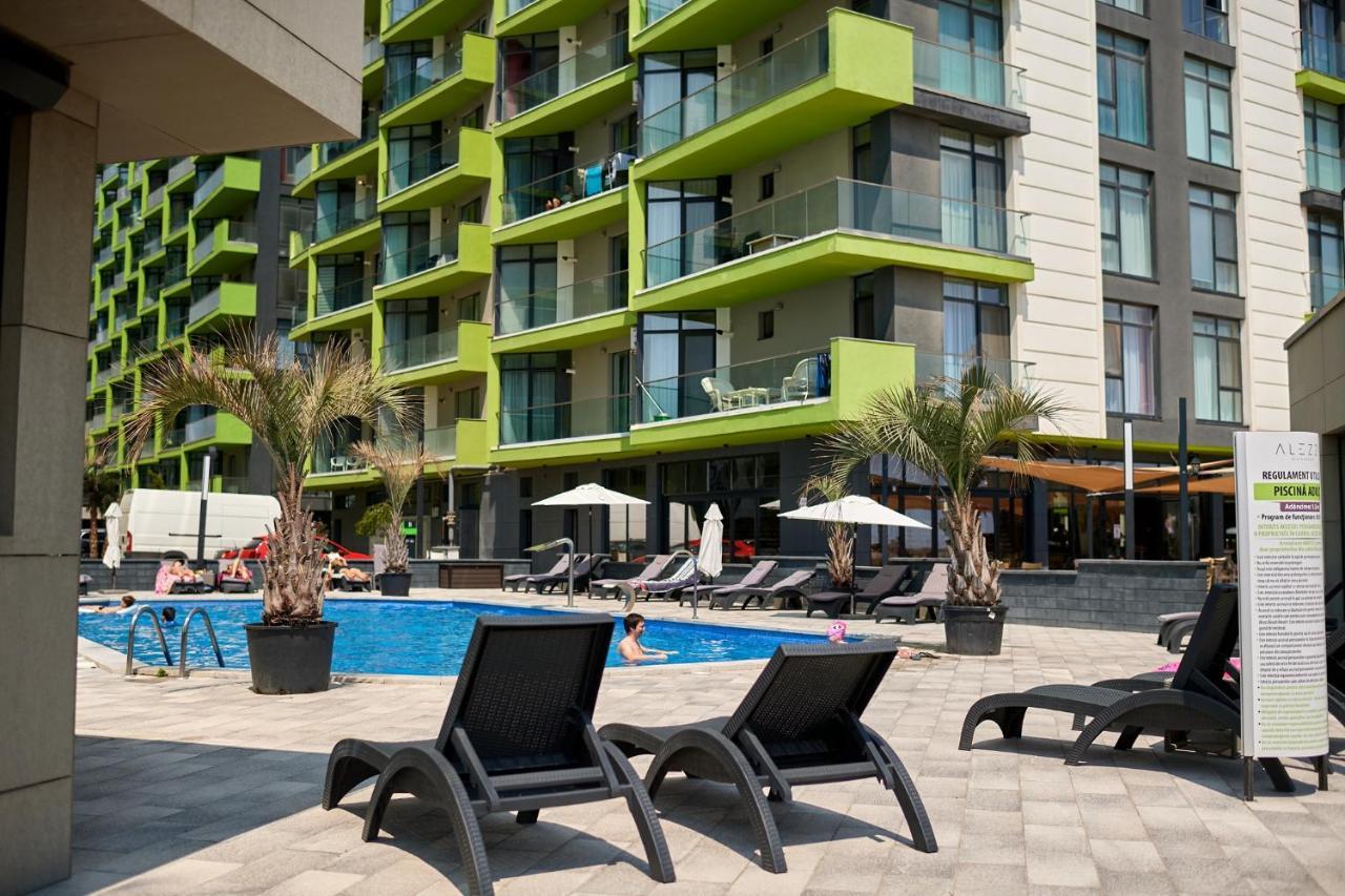 Rainbow Sea View Apartment Spa N Pool Resort - Parking Mamaia Exteriör bild